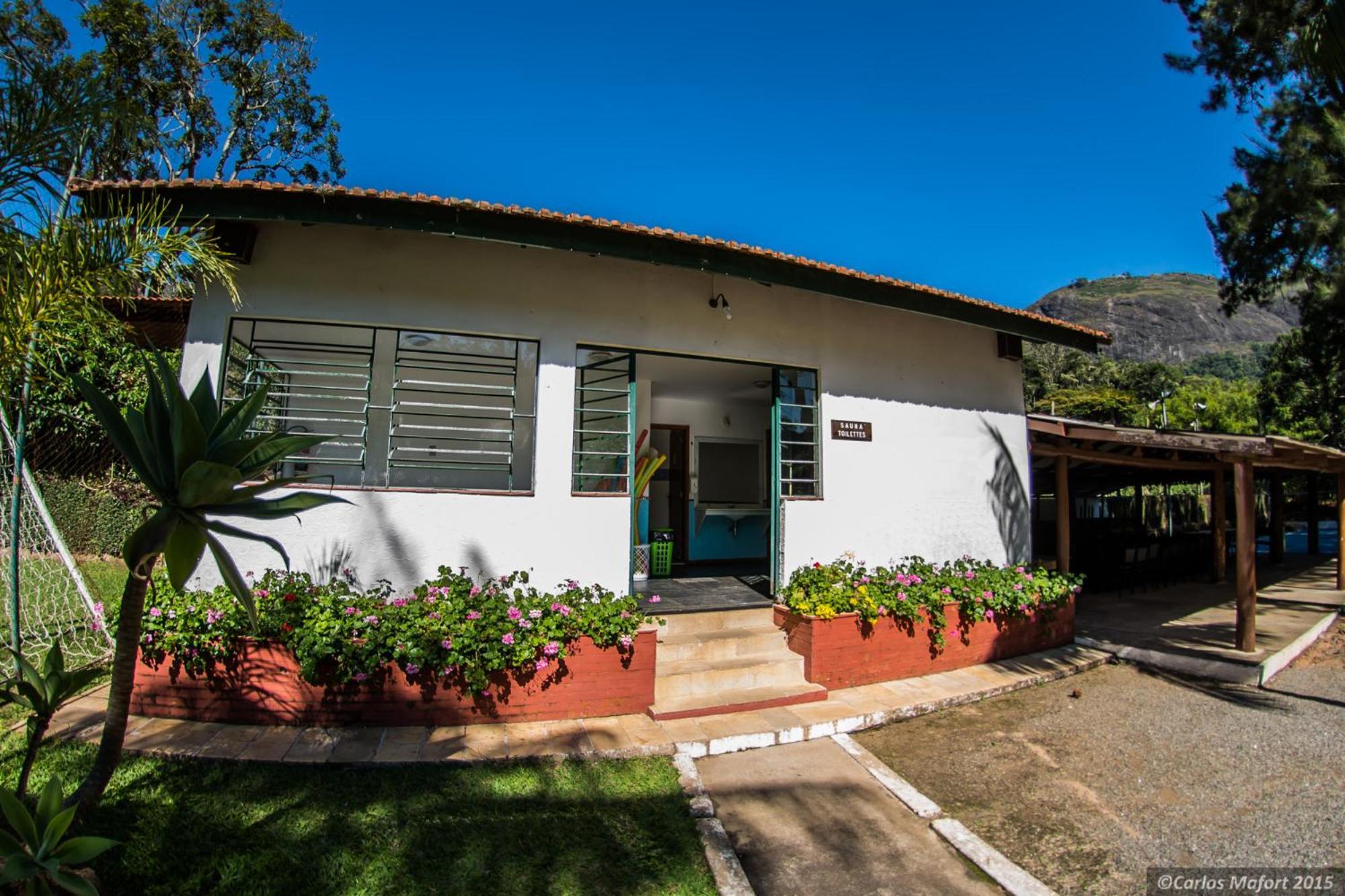 Hotel Bucsky โนวาฟริบูร์โก ภายนอก รูปภาพ