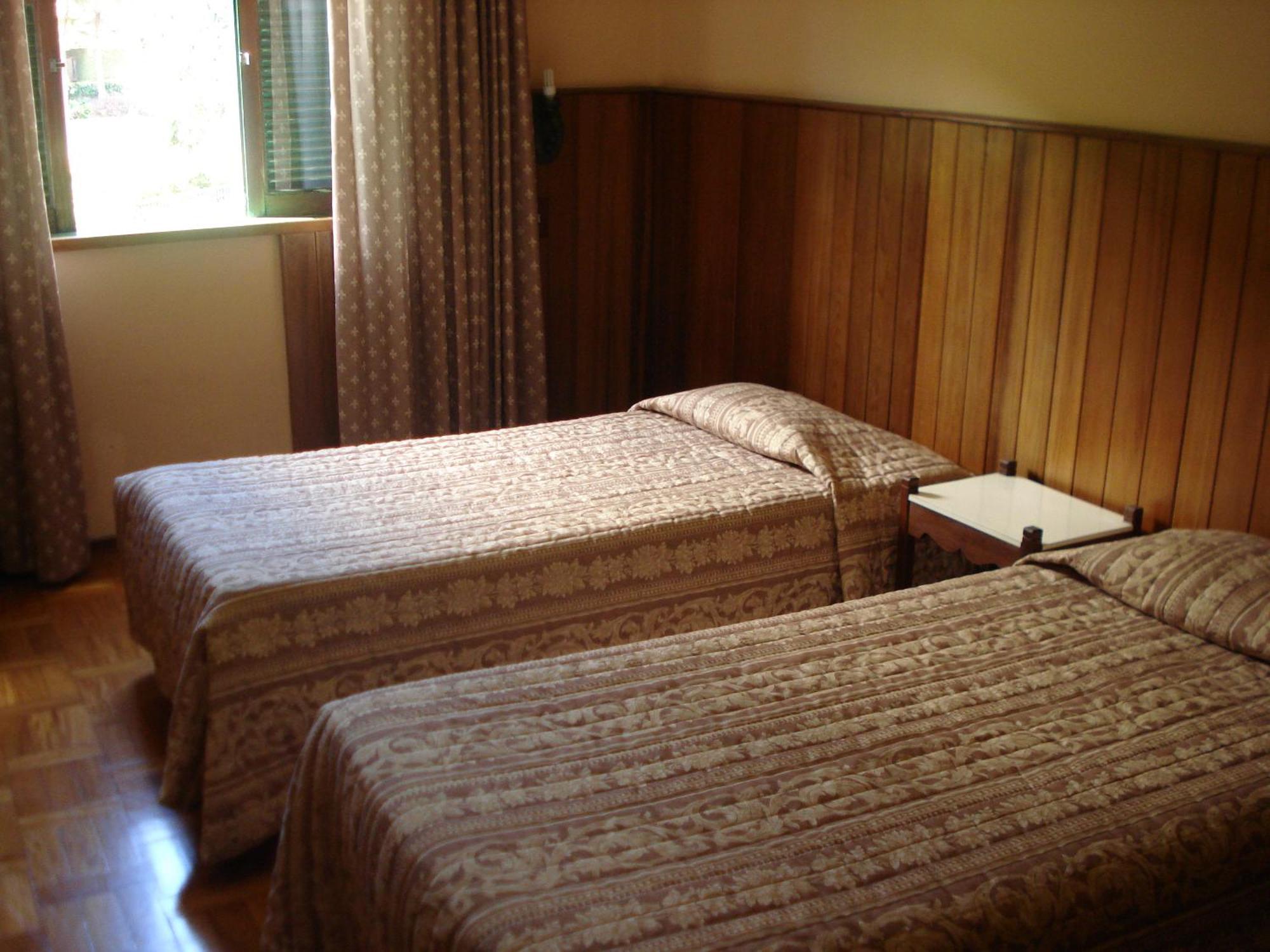 Hotel Bucsky โนวาฟริบูร์โก ห้อง รูปภาพ