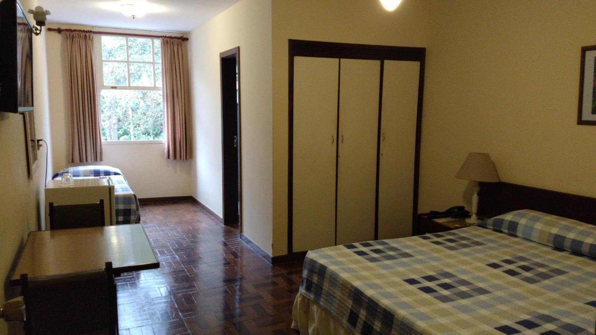 Hotel Bucsky โนวาฟริบูร์โก ห้อง รูปภาพ